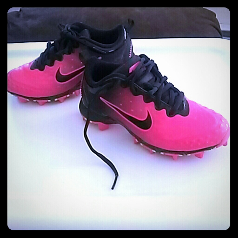Girls Nike cleats